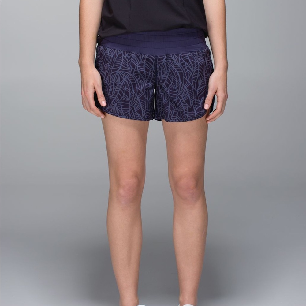 LULULEMON TRACKER SHORTS// Pretty Palm - Picture 1 of 4